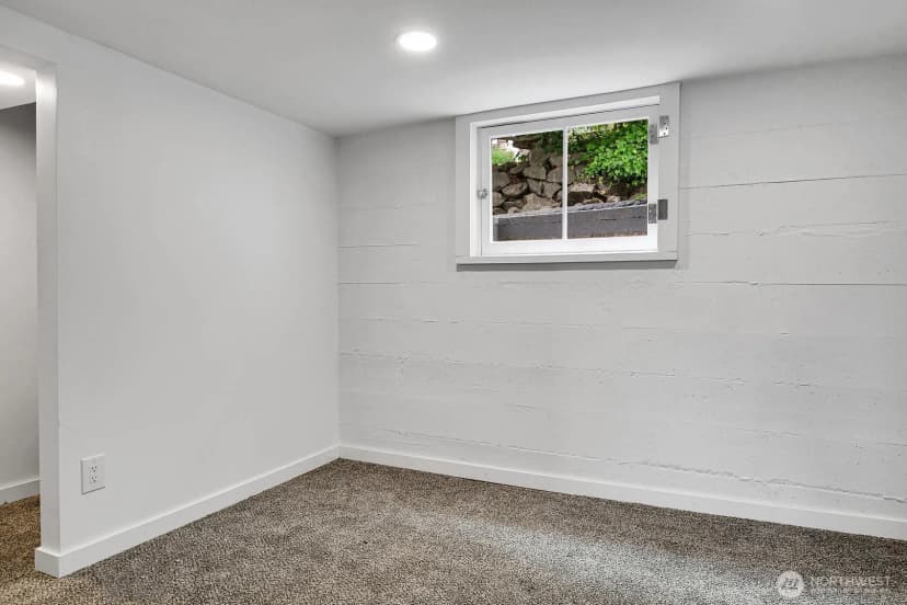 Property photo for 3810 Ne 155th Street, Lake Forest Park photo 20