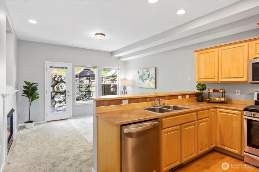 Property photo for 5300 Glenwood Avenue #o1, Everett photo 11
