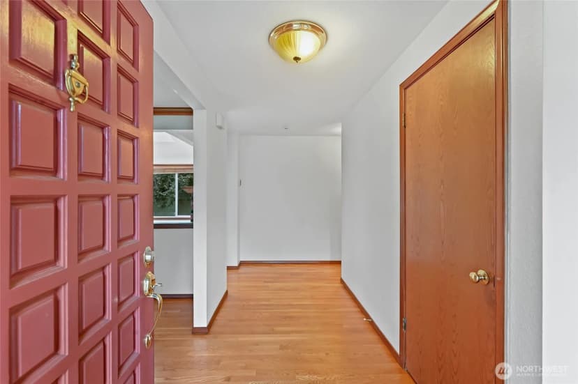 Property photo for 24225 15 Place Se, Bothell photo 5