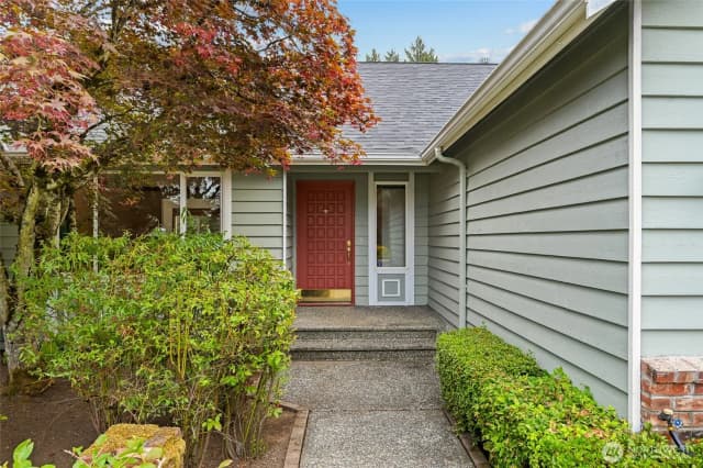 Property photo for 24225 15 Place Se, Bothell photo 4