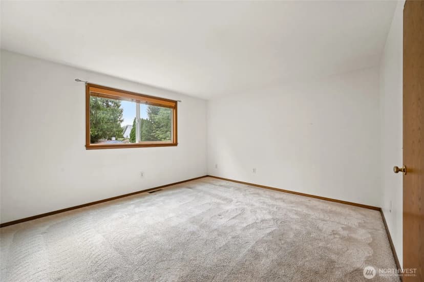 Property photo for 24225 15 Place Se, Bothell photo 17