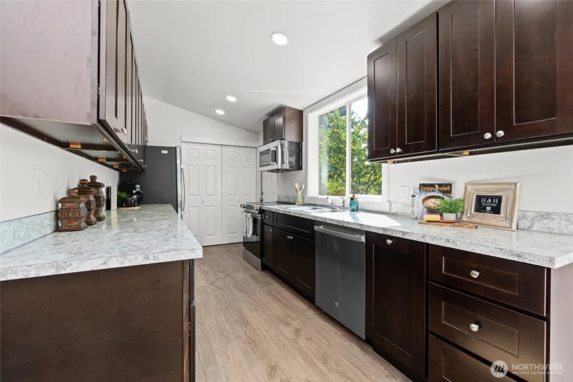 Property photo for 4622 233rd Street Ct E, Spanaway photo 9
