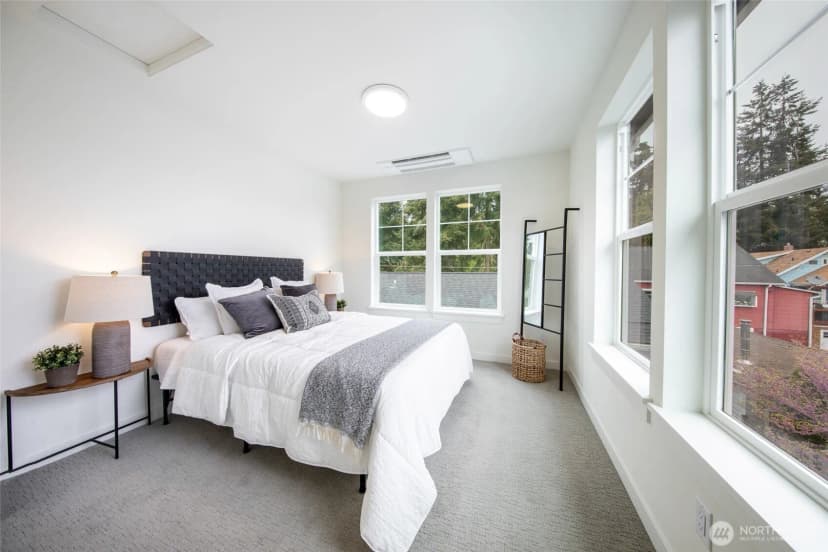 Property photo for 3639 34th Avenue W #b, Seattle photo 14