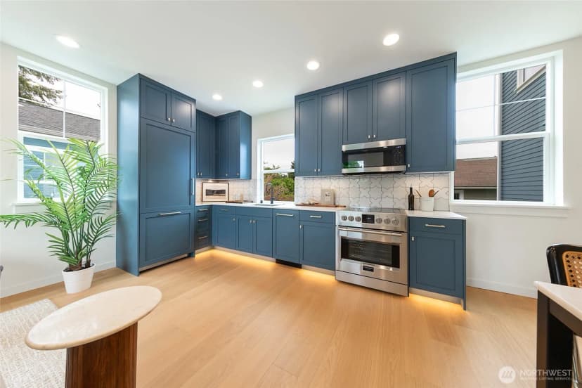 Property photo for 3639 34th Avenue W #b, Seattle photo 9