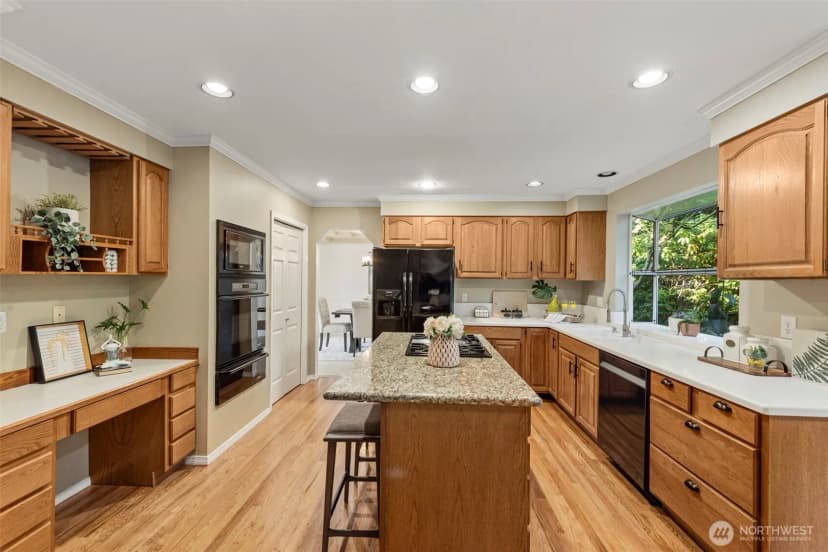 Property photo for 15434 Se 67th Place, Bellevue photo 6
