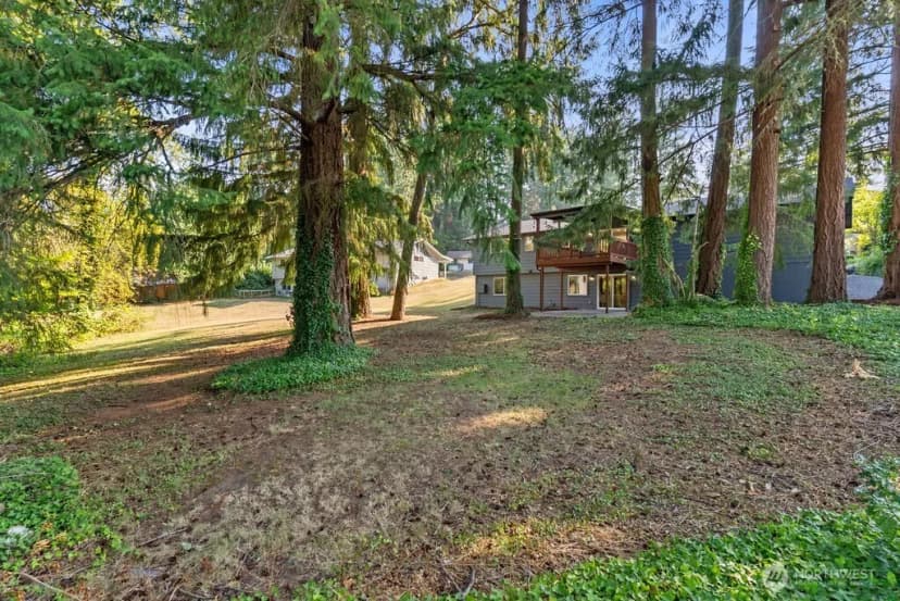 Property photo for 11008 Maury Lane Sw, Lakewood photo 38
