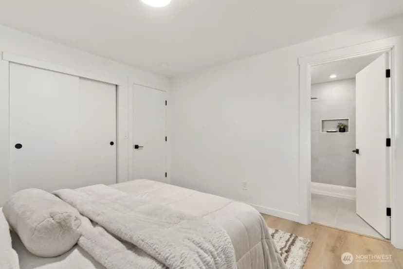 Property photo for 11008 Maury Lane Sw, Lakewood photo 19