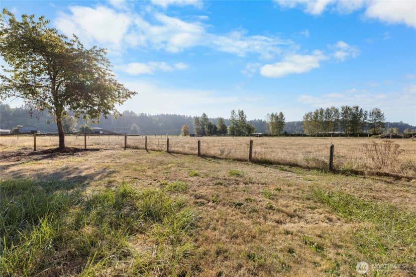 Property photo for 18008 202nd Street E, Orting photo 32