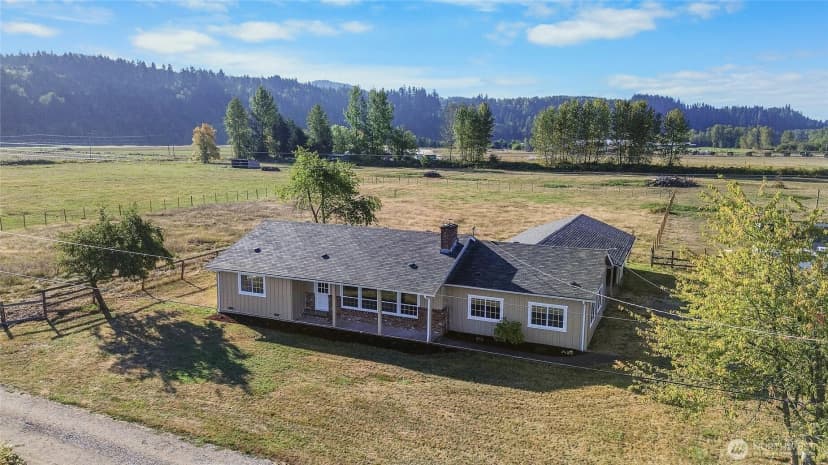 Property photo for 18008 202nd Street E, Orting photo 35
