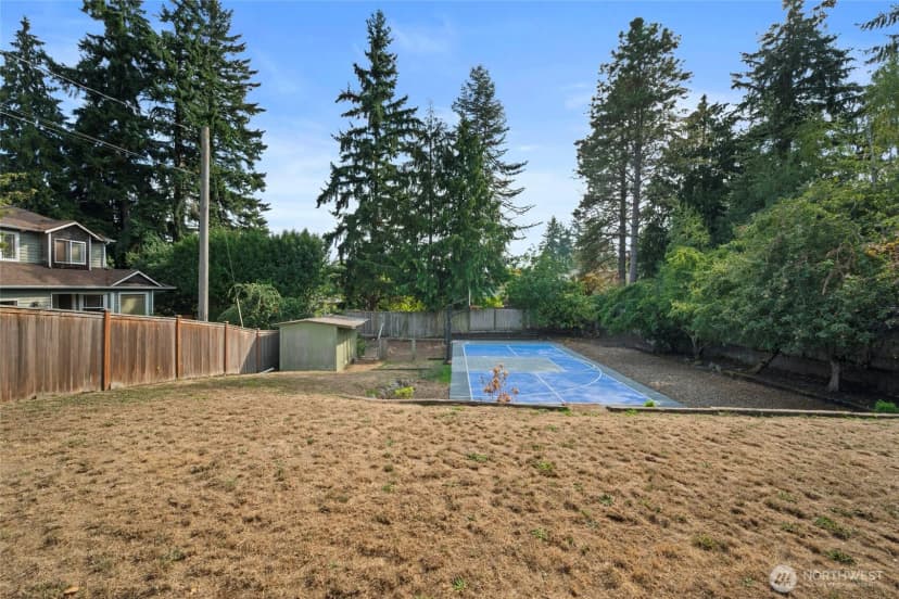 Property photo for 2327 117th Street, Seattle photo 29