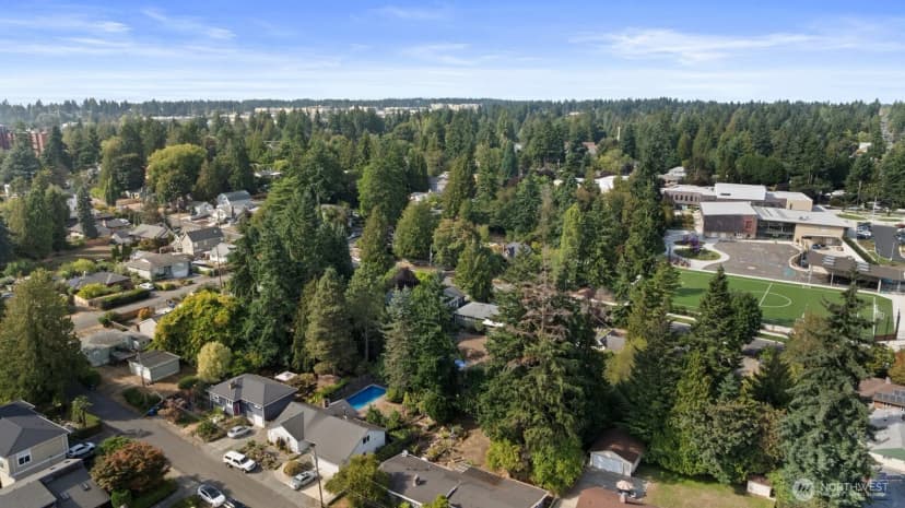 Property photo for 2327 117th Street, Seattle photo 31