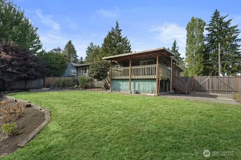 Property photo for 2327 117th Street, Seattle photo 27