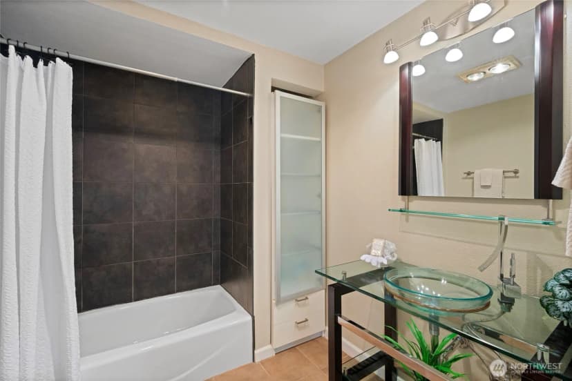 Property photo for 2327 117th Street, Seattle photo 19