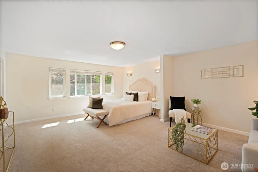 Property photo for 2327 117th Street, Seattle photo 12