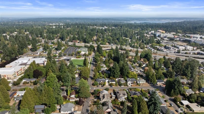 Property photo for 2327 117th Street, Seattle photo 34