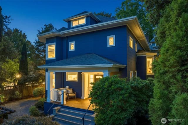 Property photo for 803 15th Avenue E, Seattle