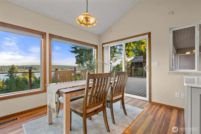 Property photo for 8308 Granite Drive Nw, Gig Harbor photo 11