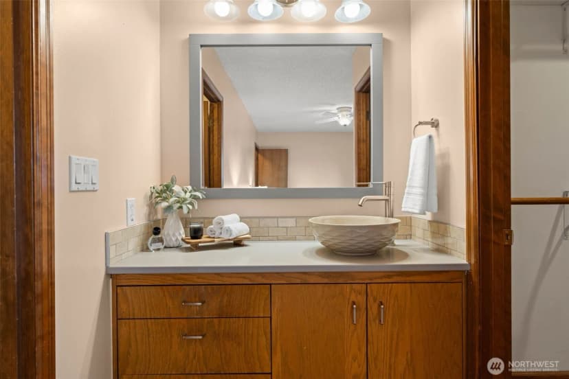 Property photo for 8308 Granite Drive Nw, Gig Harbor photo 21