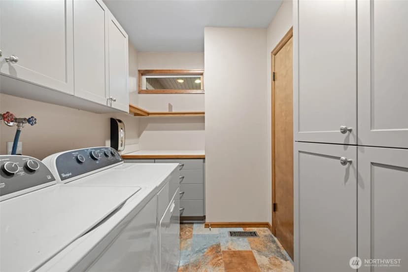 Property photo for 8308 Granite Drive Nw, Gig Harbor photo 17