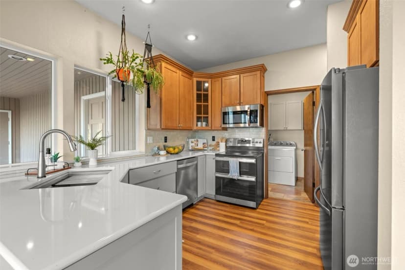 Property photo for 8308 Granite Drive Nw, Gig Harbor photo 12