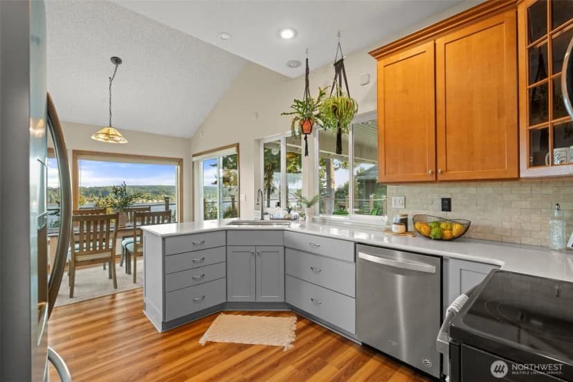 Property photo for 8308 Granite Drive Nw, Gig Harbor photo 14