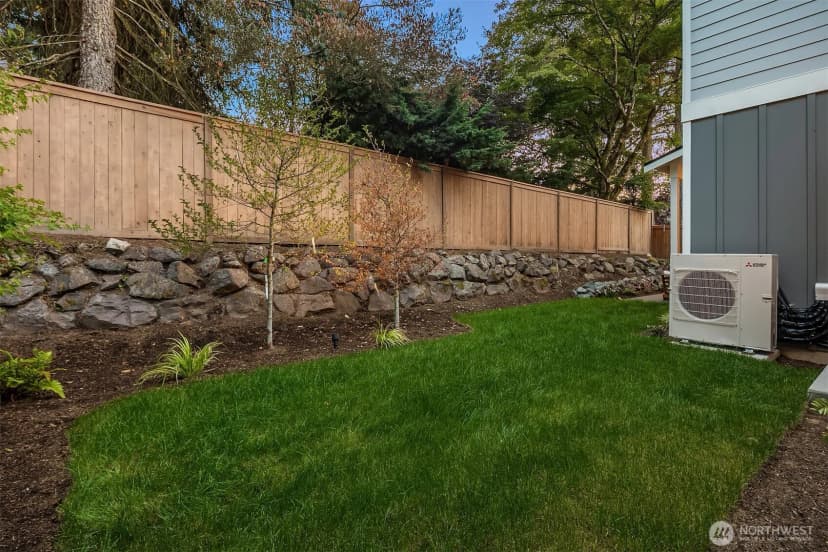 Property photo for 7022 127th Avenue Ne, Kirkland photo 21