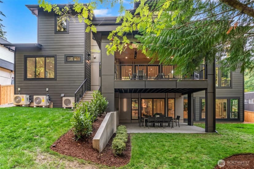 Property photo for 10648 Woodhaven Lane, Bellevue photo 35