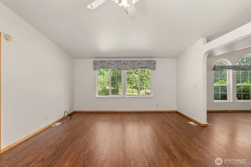 Property photo for 137 Tingle Road, Winlock photo 9