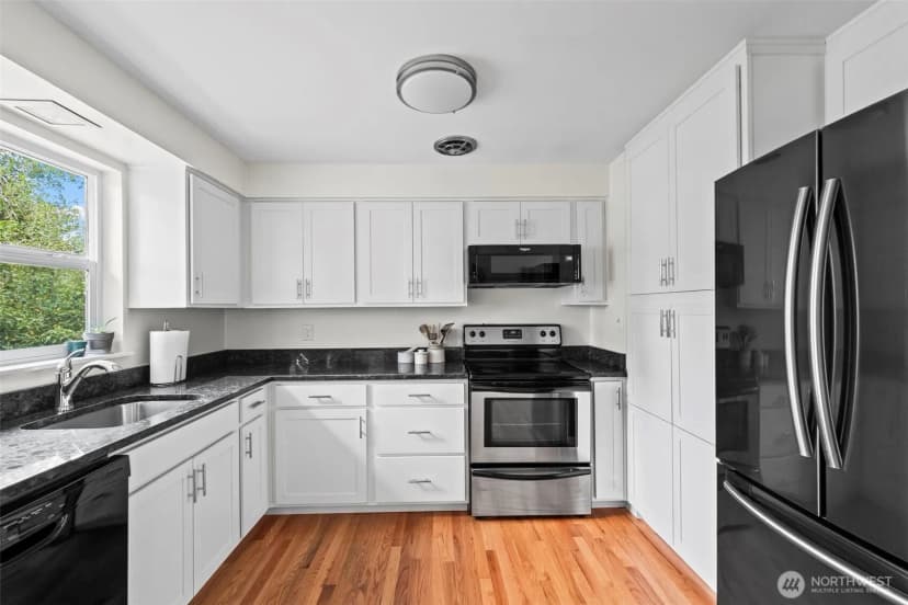 Property photo for 8403 34th Street W, University Place photo 21