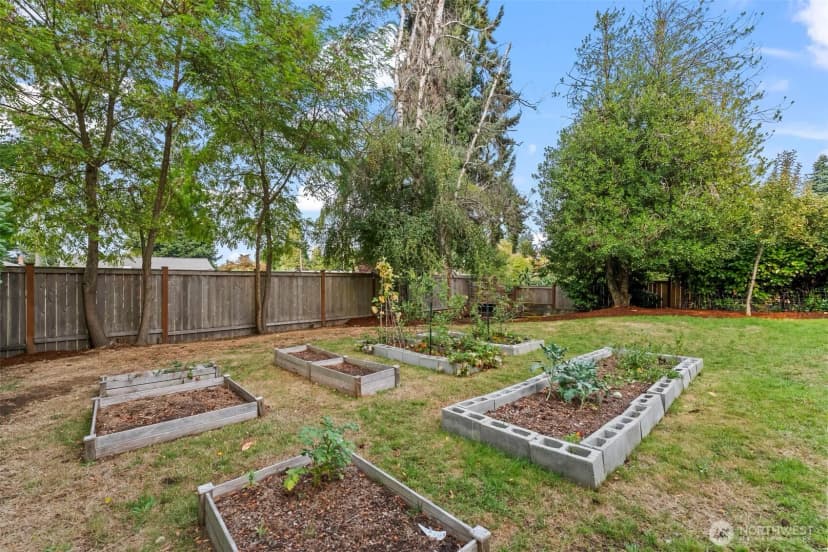 Property photo for 8403 34th Street W, University Place photo 37