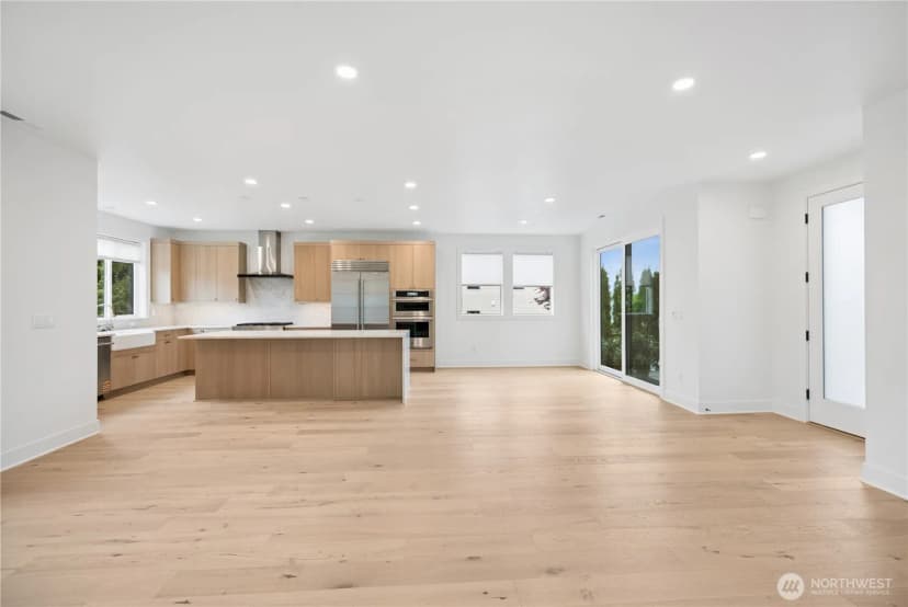 Property photo for 13725 Se 85th Street #46, Newcastle photo 4