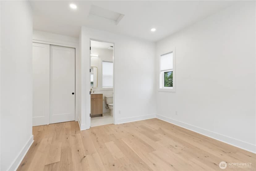 Property photo for 13725 Se 85th Street #46, Newcastle photo 20