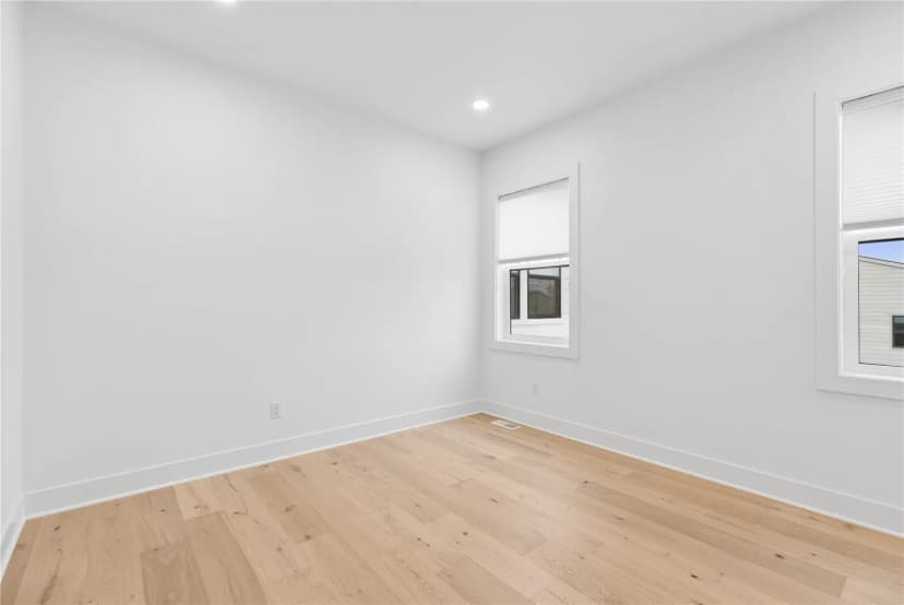 Property photo for 13725 Se 85th Street #46, Newcastle photo 23
