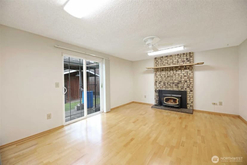 Property photo for 7206 6th Avenue W, Everett photo 13