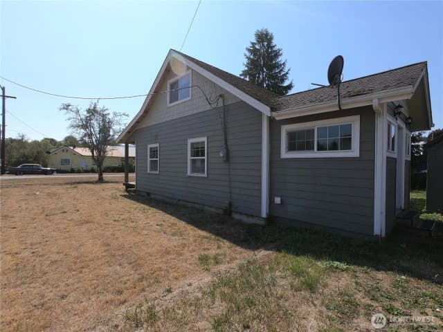 Property photo for 204 Chehalis Avenue, Pe Ell photo 5