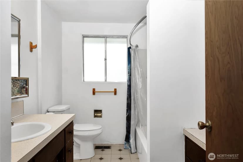 Property photo for 22304 113th Place Se, Kent photo 8