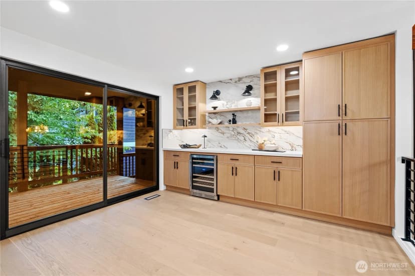 Property photo for 9320 Hoeder Lane, Bothell photo 12