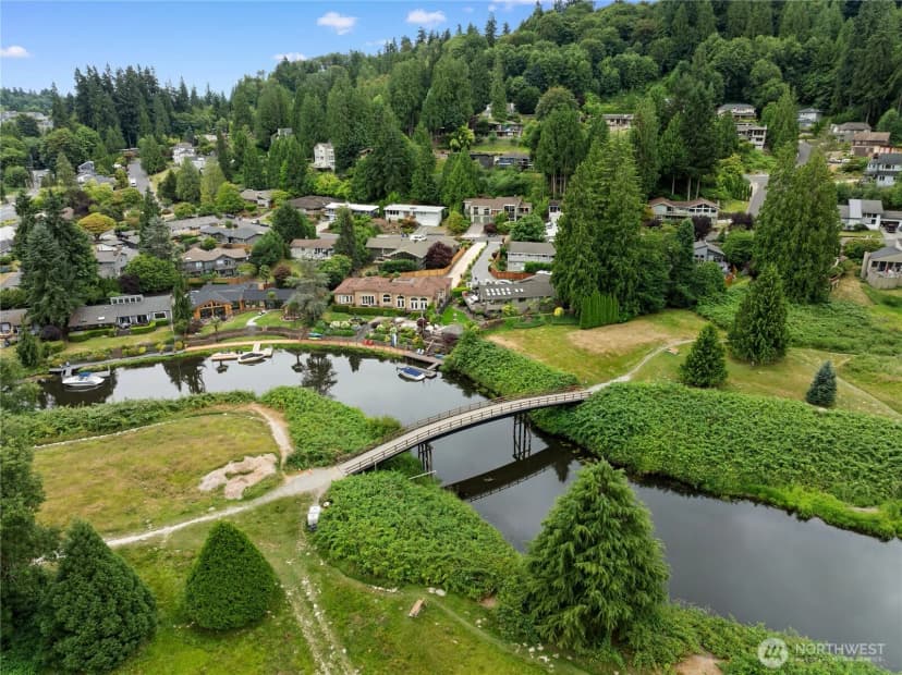 Property photo for 9320 Hoeder Lane, Bothell photo 37