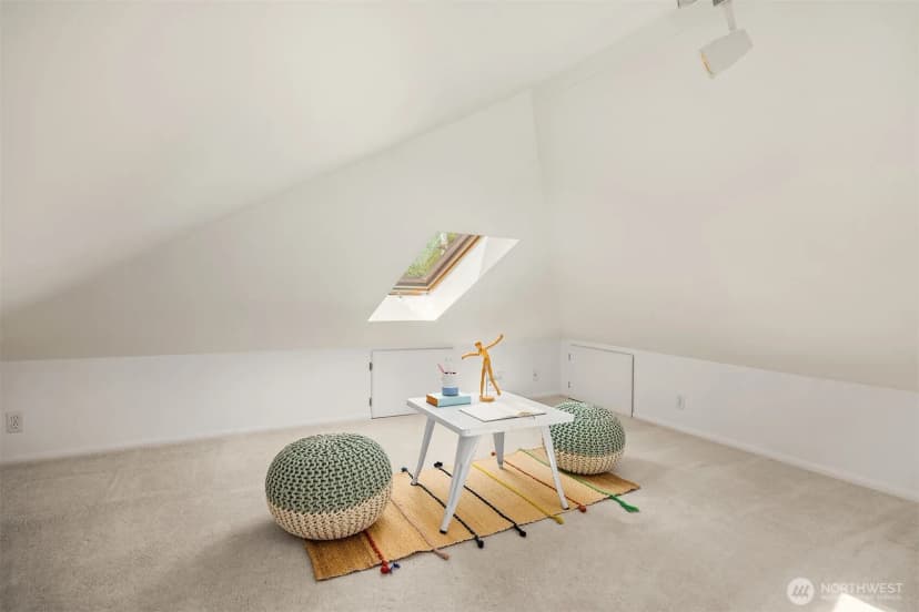 Property photo for 7054 38th Avenue Ne, Seattle photo 19