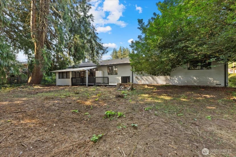 Property photo for 11719 35th Avenue Se, Everett photo 23