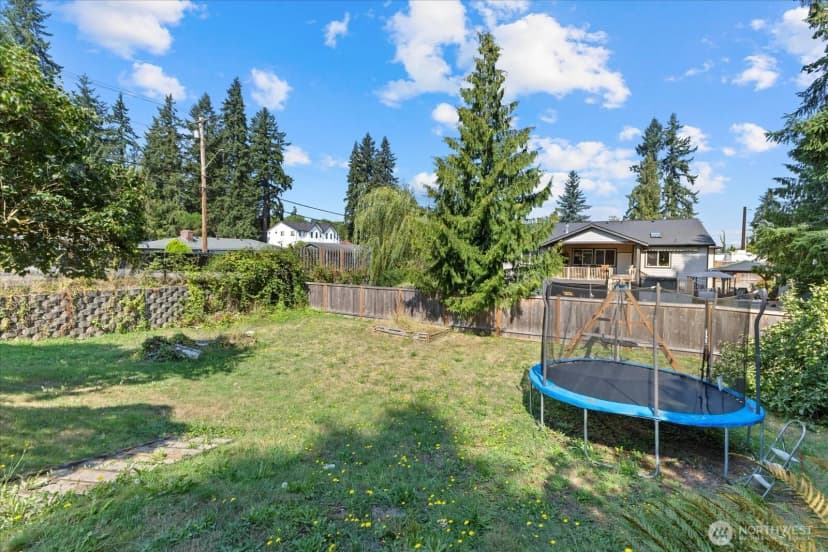 Property photo for 11719 35th Avenue Se, Everett photo 25