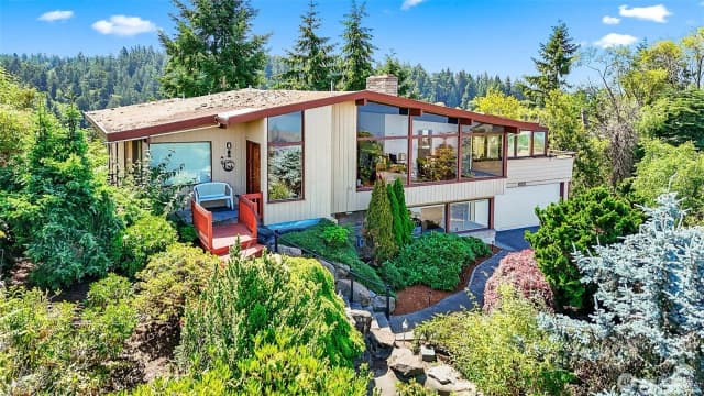 Property photo for 16906 13th Avenue Nw, Shoreline