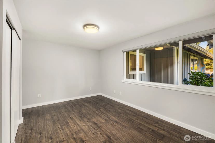 Property photo for 7505 76th Avenue Sw, Lakewood photo 22