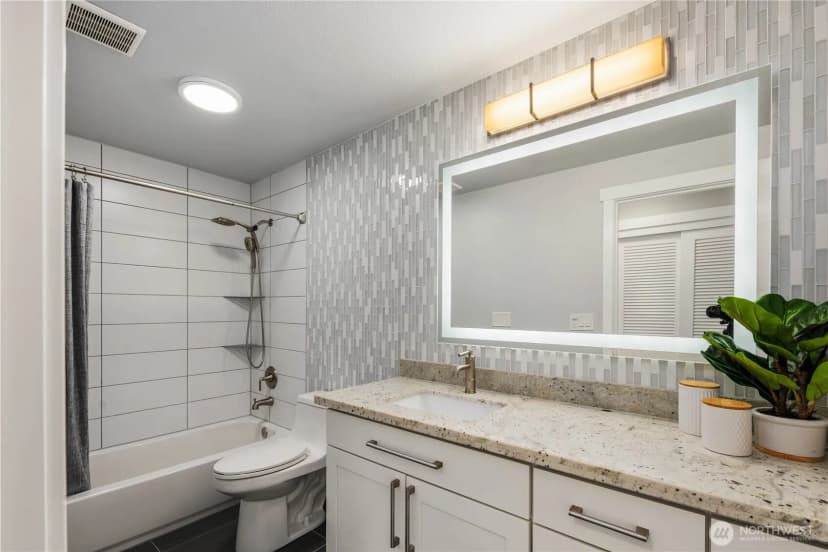 Property photo for 7505 76th Avenue Sw, Lakewood photo 23