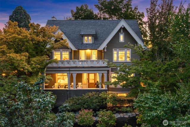 Property photo for 1129 22nd Avenue E, Seattle