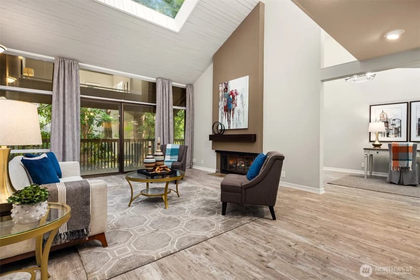 Property photo for 2410 Sahalee Drive W, Sammamish photo 5