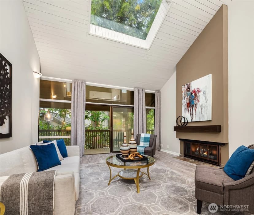 Property photo for 2410 Sahalee Drive W, Sammamish photo 7
