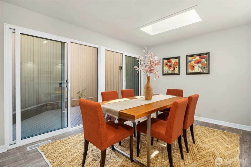 Property photo for 2410 Sahalee Drive W, Sammamish photo 15