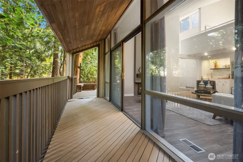 Property photo for 2410 Sahalee Drive W, Sammamish photo 9