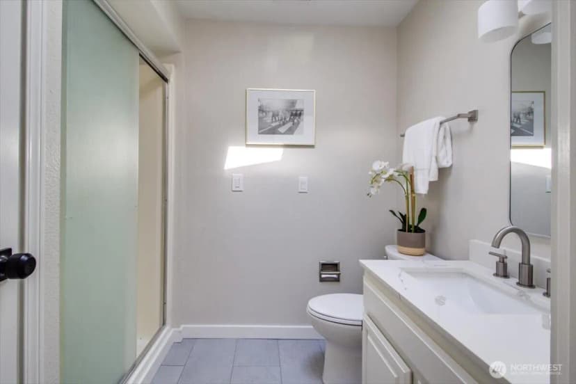 Property photo for 19209 2nd Avenue S, Des Moines photo 15